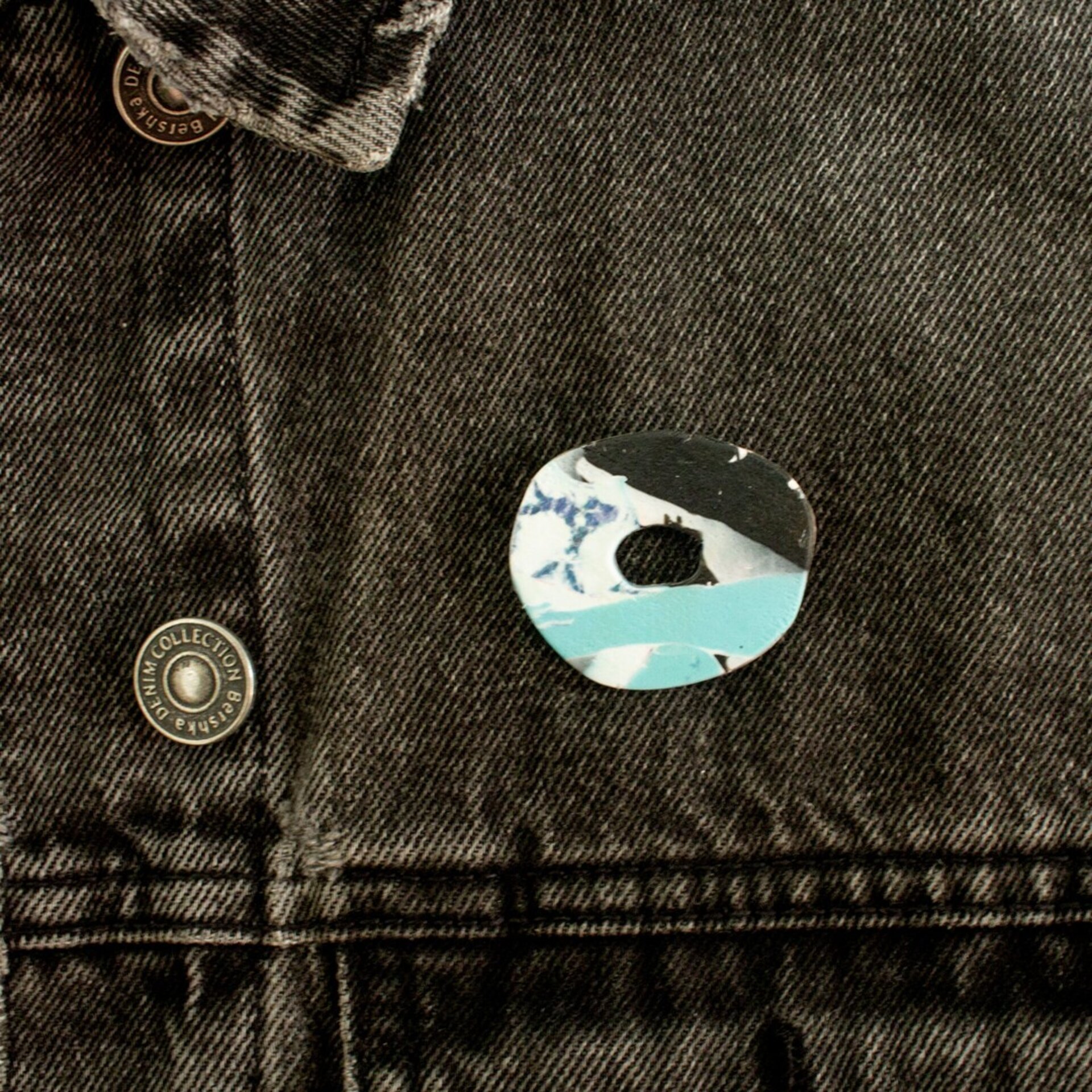 Broche rosquilla expresionista - 3